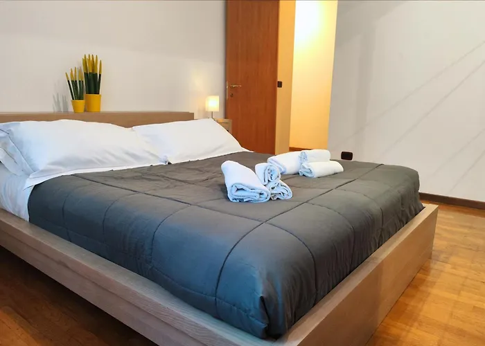 Rotolo Suite 403